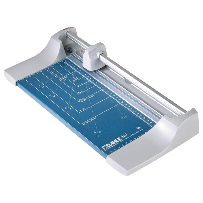 Taglierina a Rullo Modello Hobby 507 - Dimensione Piano A4 - Luce di Taglio 32 cm