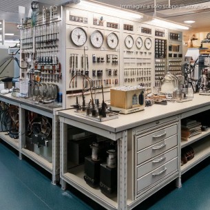 Laboratorio di Meccanica dei Fluidi - Oleodinamica