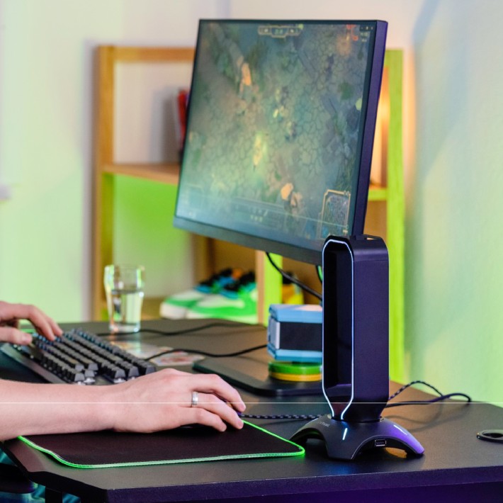 Supporto per Cuffie - Trust GXT 265 Cintar - Illuminato RGB - con 2 porte Usb