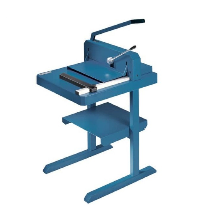 Taglierina a Leva Modello Serie 840 con Tavolo - Dimensione Piano 76 x 65 cm - Luce di...