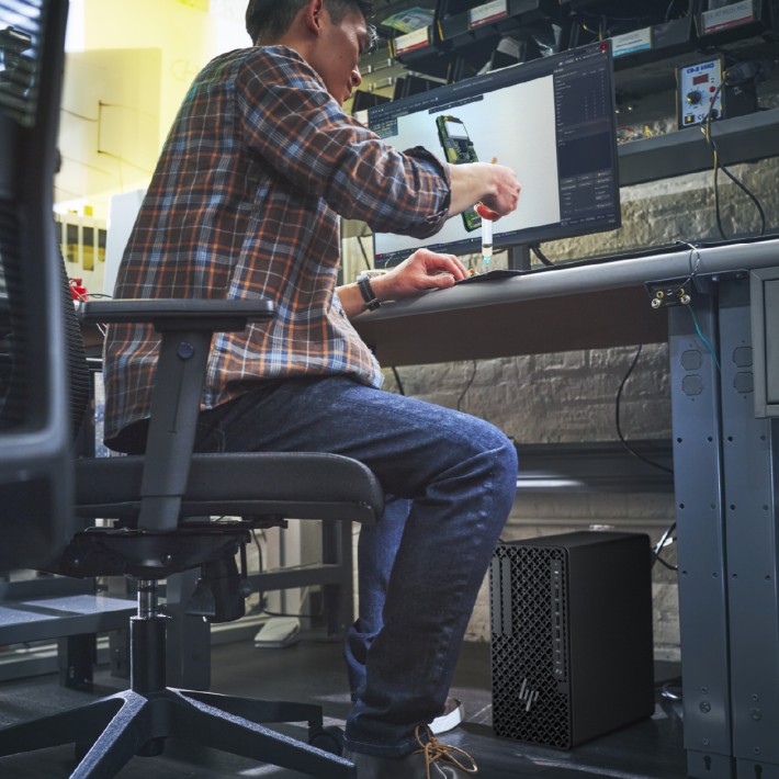 Workstation Hp Z1 G1i - Intel Core Ultra 7 265...