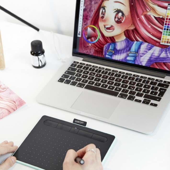 Wacom Intuos Small Bluetooth - Tavoletta Grafica - Dimensione 7" - Nero/Verde