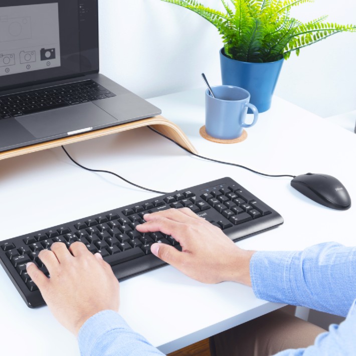 Kit Tastiera IT e Mouse - Trust Primo - Silent Wired - Nero