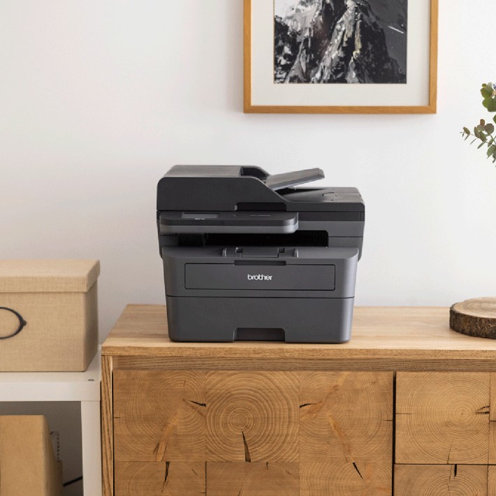 Brother Multifunzione A4 Bianco e Nero Laser...