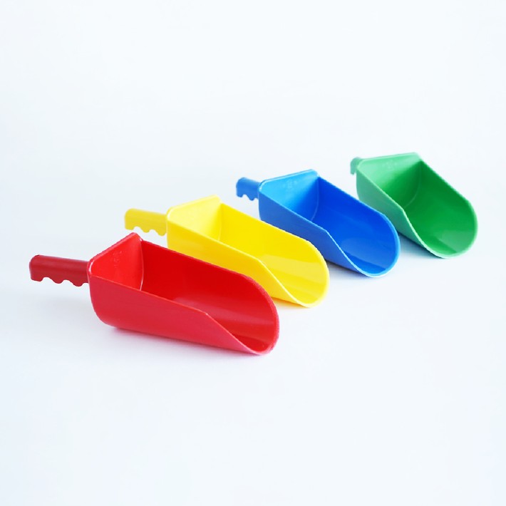 Paletta di Plastica - Dimensioni cm. 24 - Colori Assortiti