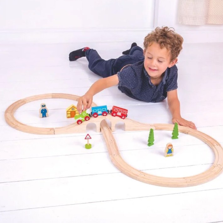 Trenino con Circuito a Forma di 8 in Legno -...
